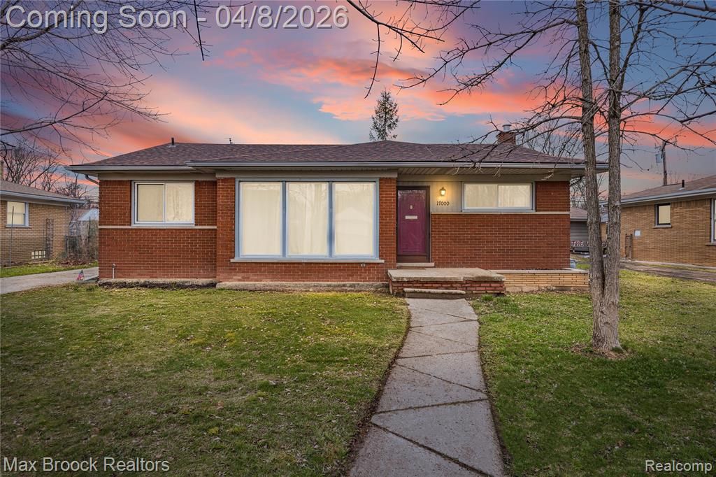 17000 W 13 Mile Road, Beverly Hills, MI 48025