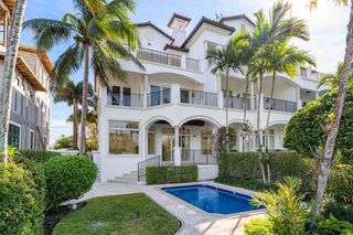 549 NE 19th Ave C, Deerfield Beach, FL 33441