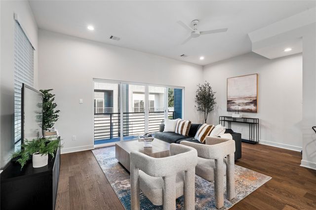 529 Moving Meadows Drive, Houston, TX 77018