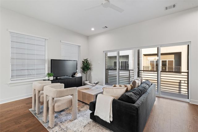 529 Moving Meadows Drive, Houston, TX 77018