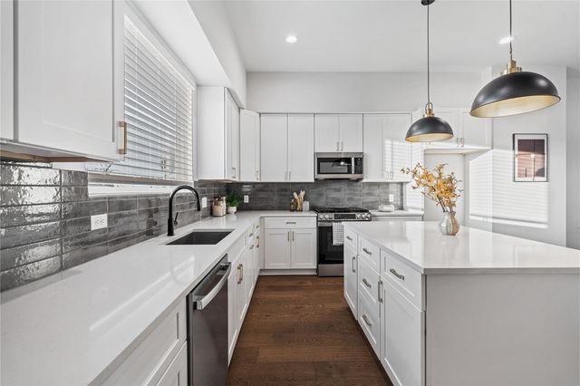 529 Moving Meadows Drive, Houston, TX 77018