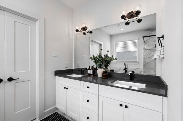 529 Moving Meadows Drive, Houston, TX 77018