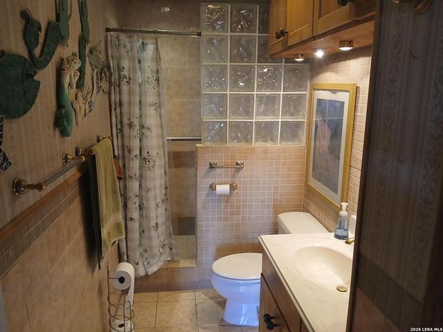 11239 Blue Waters, Helotes, TX 78023