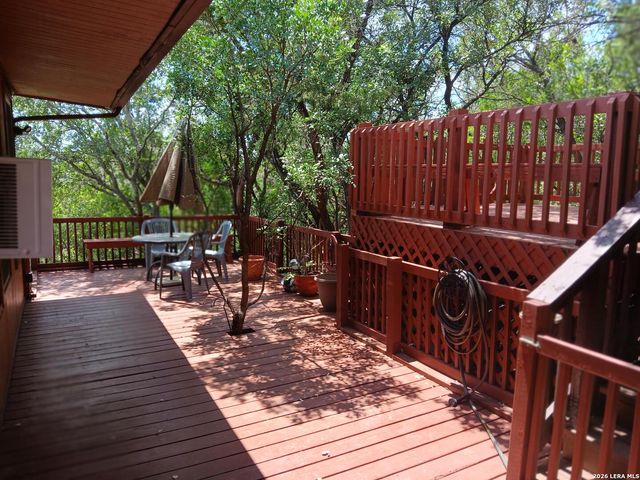 11239 Blue Waters, Helotes, TX 78023