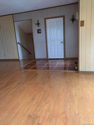 11239 Blue Waters, Helotes, TX 78023