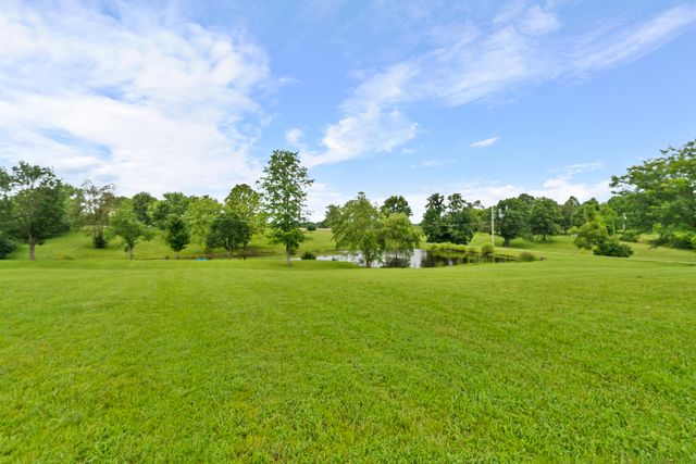 2110 Graefenburg Road, Lawrenceburg, KY 40342