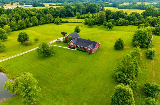 2110 Graefenburg Road, Lawrenceburg, KY 40342