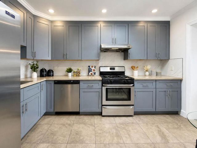 26 Vendome Avenue, Daly City, CA 94014