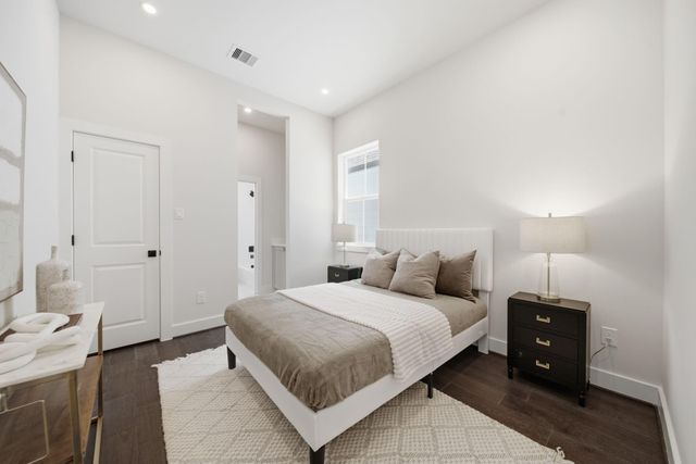 5522 Wheatley Street E, Houston, TX 77091