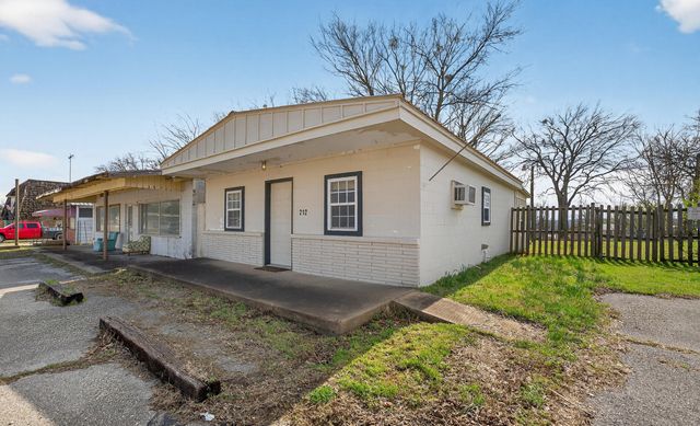 212 E Main Street, Disney, OK 74340