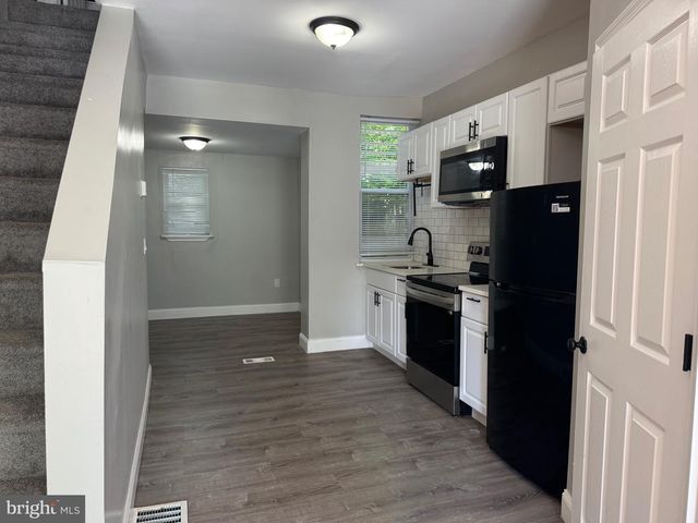 3205 LATONA ST, Philadelphia, PA 19146