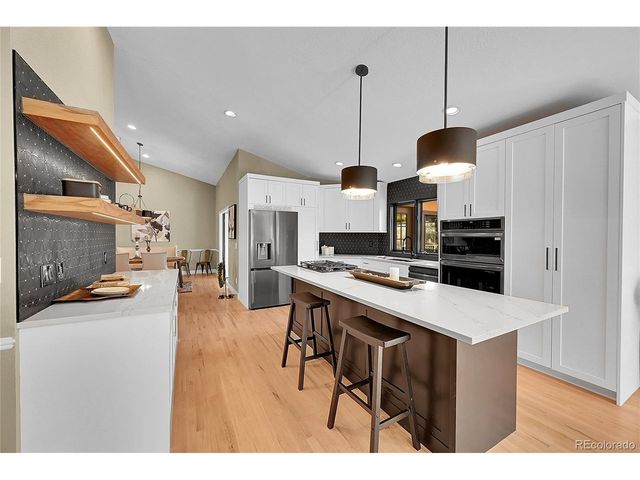 7265 S Sundown Cir, Littleton, CO 80120