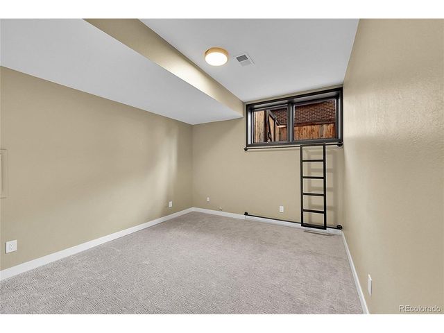 7265 S Sundown Cir, Littleton, CO 80120