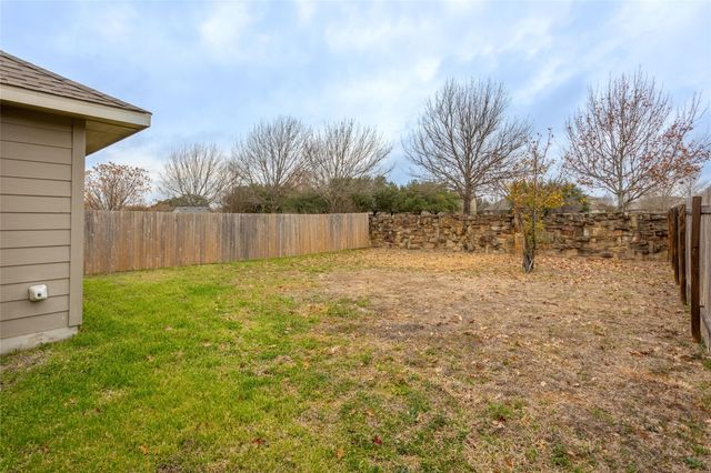 615 Stampede RD, San Marcos, TX 78666