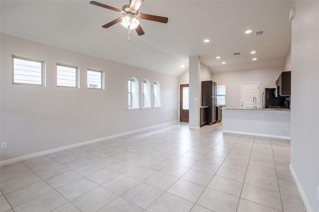 615 Stampede RD, San Marcos, TX 78666