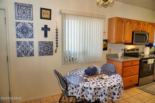 389 N Shadow Mountain Court, Pearce, AZ 85625