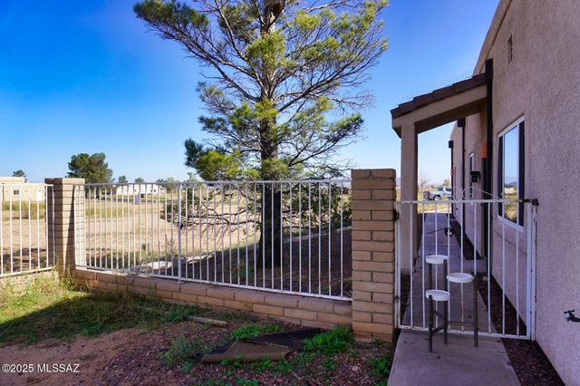 389 N Shadow Mountain Court, Pearce, AZ 85625