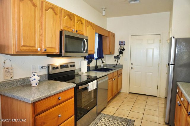 389 N Shadow Mountain Court, Pearce, AZ 85625