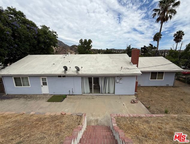 12471 Tibbetts Street, Sylmar, CA 91342