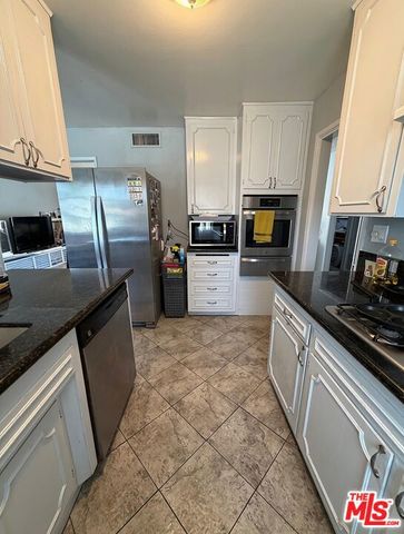 12471 Tibbetts Street, Sylmar, CA 91342