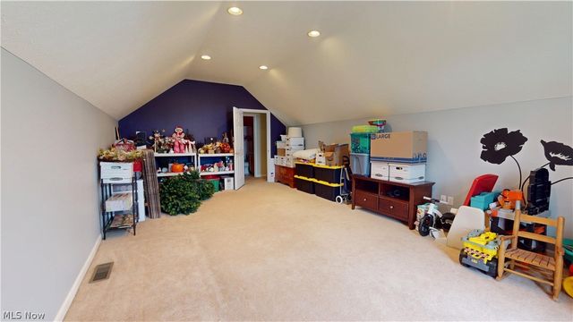 5786 Overlook Way, North Ridgeville, OH 44039