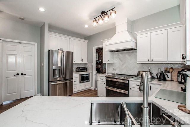 9130 Old Barnette Place, Huntersville, NC 28078