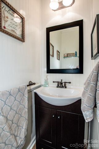 9130 Old Barnette Place, Huntersville, NC 28078