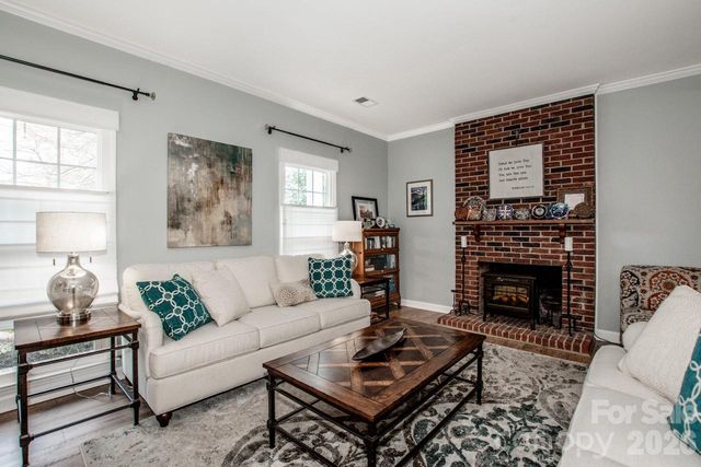 9130 Old Barnette Place, Huntersville, NC 28078