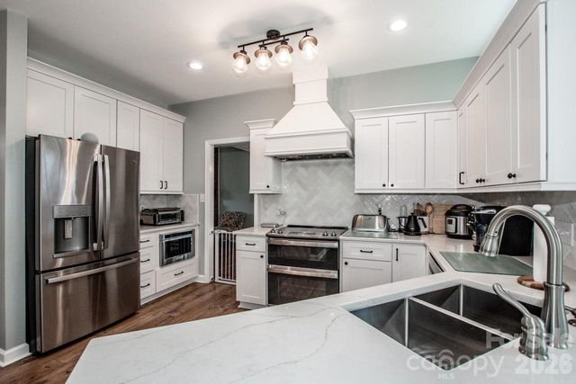 9130 Old Barnette Place, Huntersville, NC 28078