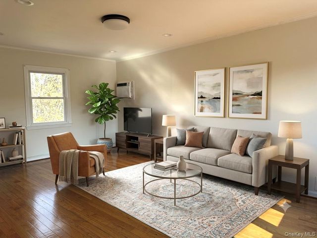 410 Herricks Road, Mineola, NY 11501
