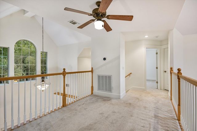 131 HIDDEN CRK, Wimberley, TX 78676