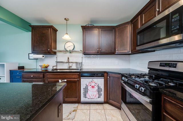 1247 FAIRMONT AVE, Temple, PA 19560