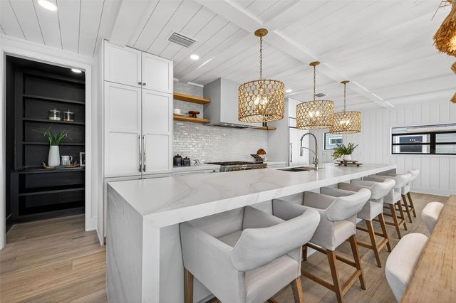 8505 BLIND PASS DRIVE, Treasure Island, FL 33706