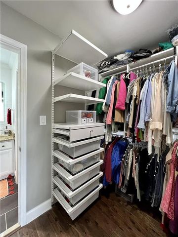 6980 Roswell Road B6, Atlanta, GA 30328