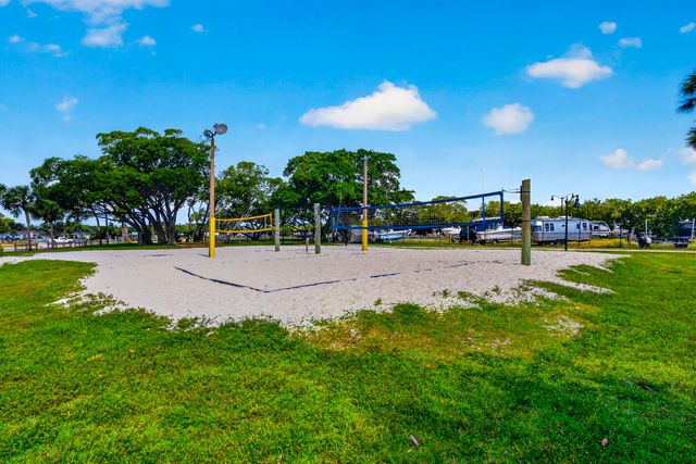 760 Cinnamon Road, North Palm Beach, FL 33408