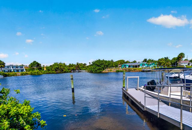 760 Cinnamon Road, North Palm Beach, FL 33408