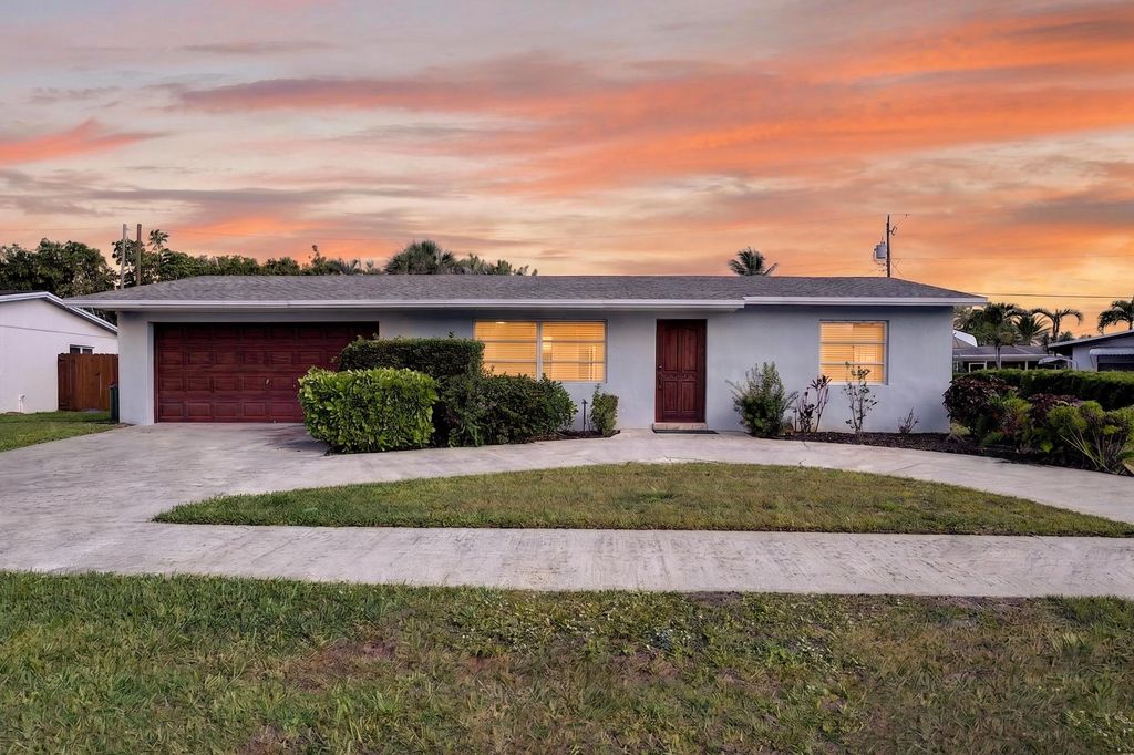 760 Cinnamon Road, North Palm Beach, FL 33408