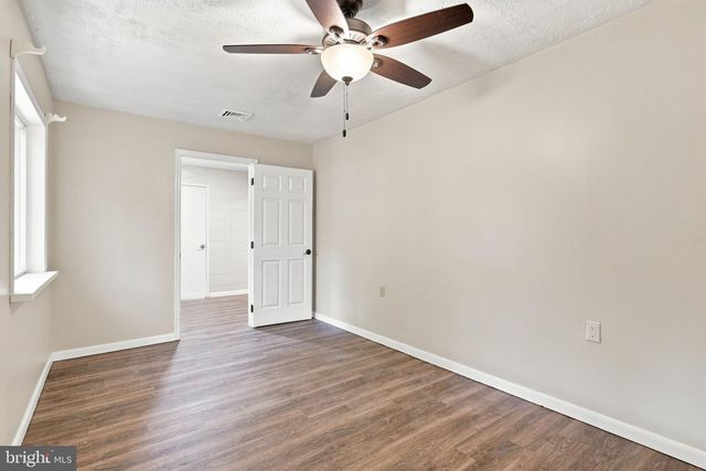 160 KENNEDY LN, Etters, PA 17319