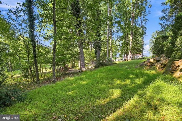 160 KENNEDY LN, Etters, PA 17319