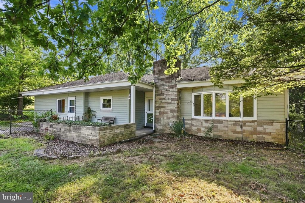160 KENNEDY LN, Etters, PA 17319