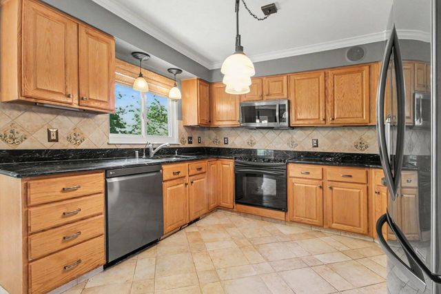 40539 Brecken Ridge Lane 6, Plymouth, MI 48170
