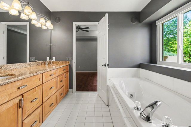 40539 Brecken Ridge Lane 6, Plymouth, MI 48170