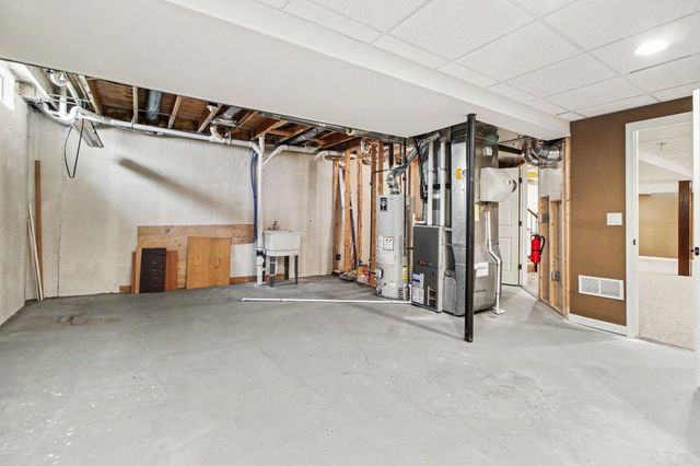 40539 Brecken Ridge Lane 6, Plymouth, MI 48170