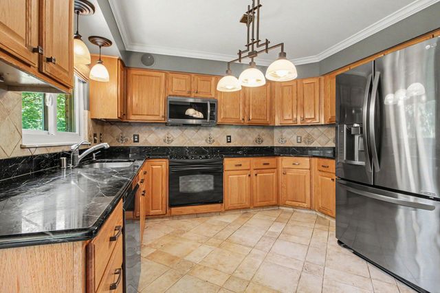 40539 Brecken Ridge Lane 6, Plymouth, MI 48170