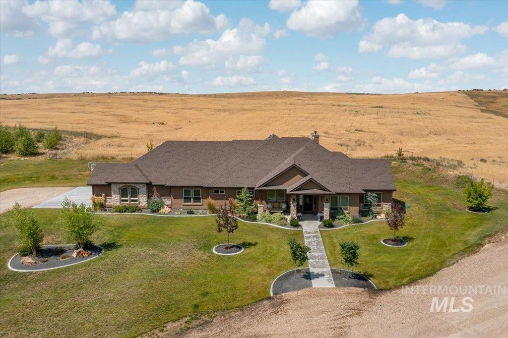 6445 Little Freezeout Rd, Caldwell, ID 83607