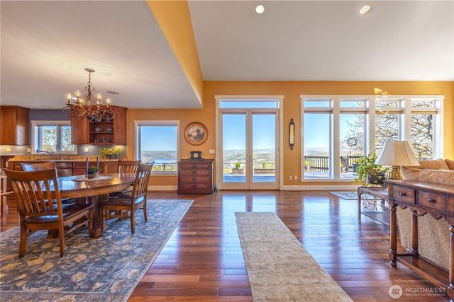 5445 Ayres Way, The Dalles, OR 97058