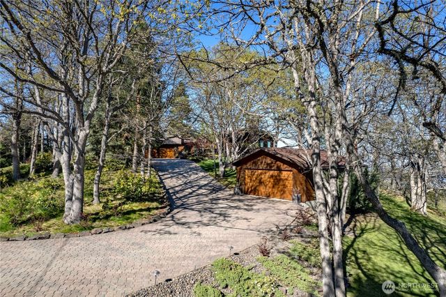 5445 Ayres Way, The Dalles, OR 97058