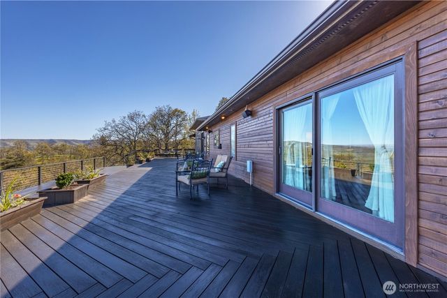 5445 Ayres Way, The Dalles, OR 97058