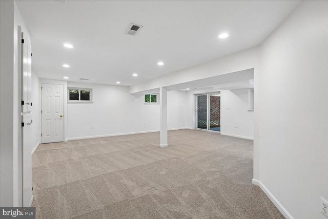 4945 GAINSBOROUGH DR, Fairfax, VA 22032