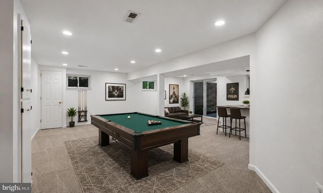 4945 GAINSBOROUGH DR, Fairfax, VA 22032